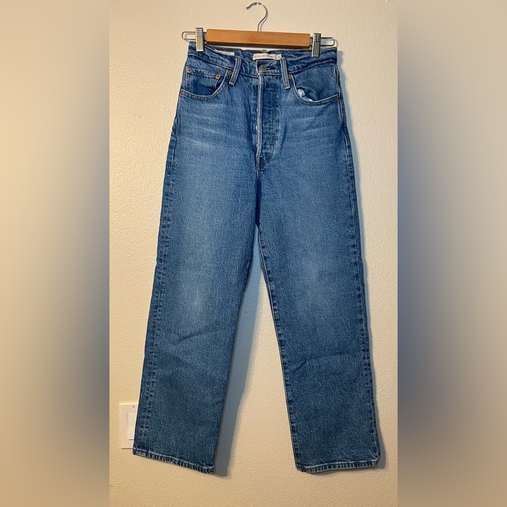 Levi’s Ribcage Straight Ankle (Size 27)